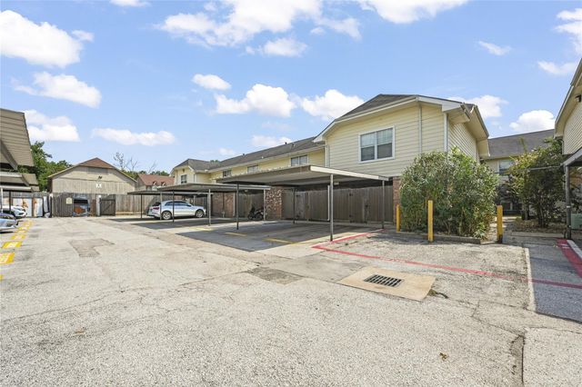 1520 Sherwood Forest Street 301, Houston, TX 77043