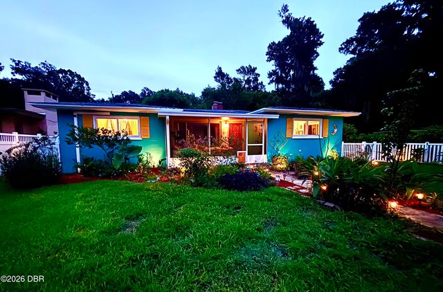 357 S Seneca Boulevard, Daytona Beach, FL 32114