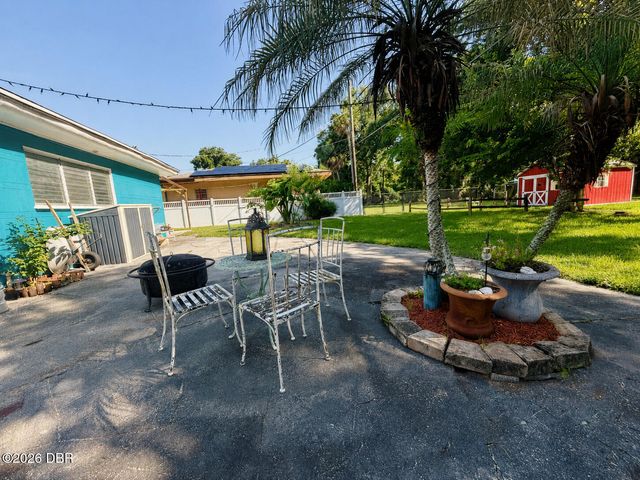 357 S Seneca Boulevard, Daytona Beach, FL 32114