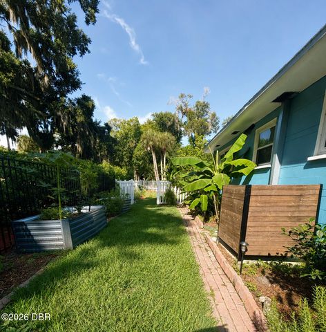 357 S Seneca Boulevard, Daytona Beach, FL 32114