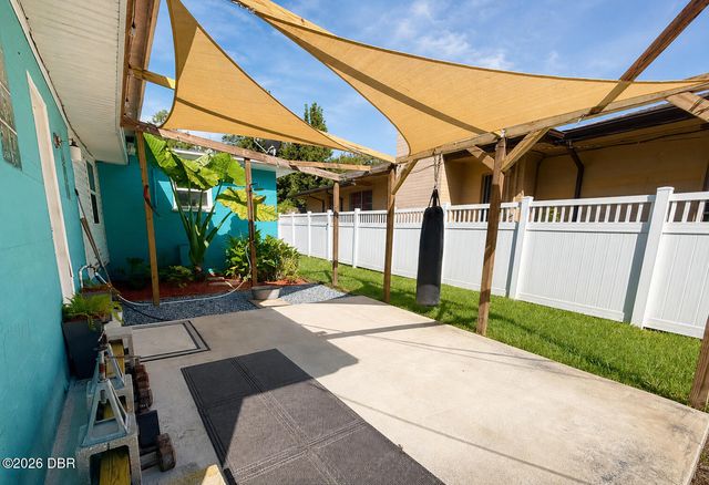 357 S Seneca Boulevard, Daytona Beach, FL 32114