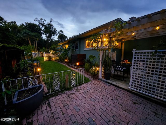 357 S Seneca Boulevard, Daytona Beach, FL 32114
