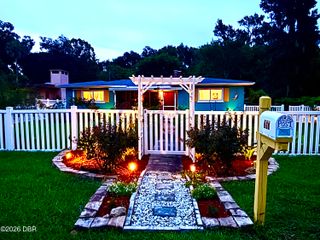 357 S Seneca Boulevard, Daytona Beach, FL 32114