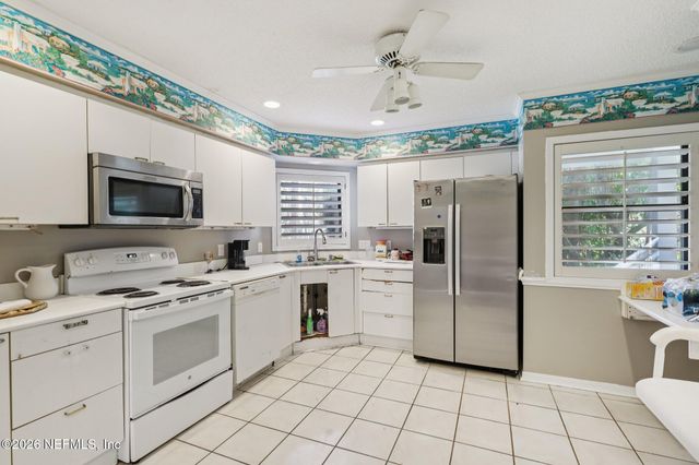 6006 BRIDGE WATER Circle, Ponte Vedra Beach, FL 32082