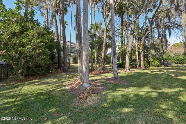 6006 BRIDGE WATER Circle, Ponte Vedra Beach, FL 32082
