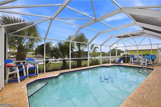 165 Tarpon BLVD NW, Port Charlotte, FL 33952