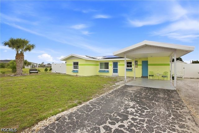 165 Tarpon BLVD NW, Port Charlotte, FL 33952