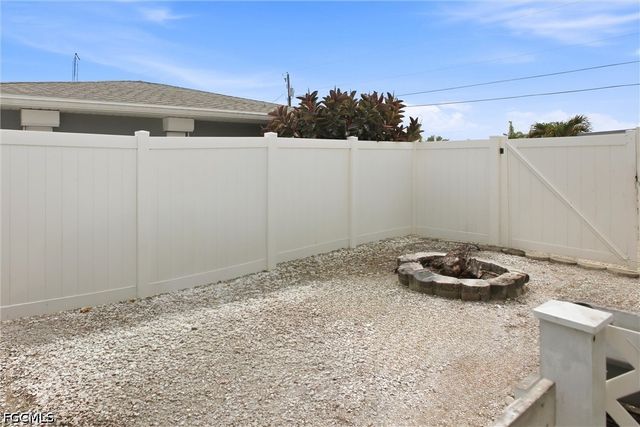 165 Tarpon BLVD NW, Port Charlotte, FL 33952