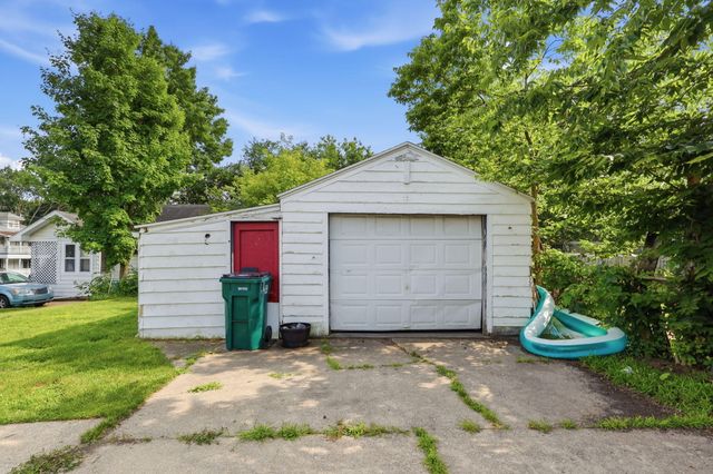 612 Baker Street, Lansing, MI 48910