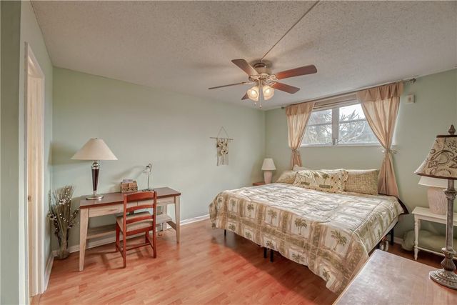 2400 NE 10th Street 204, Pompano Beach, FL 33062