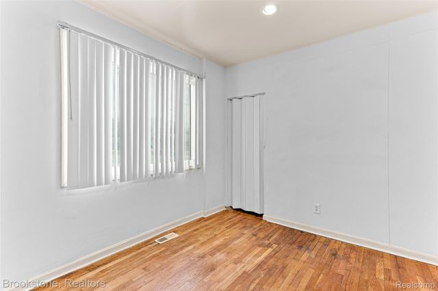 7645 Fisher Avenue, Warren, MI 48091