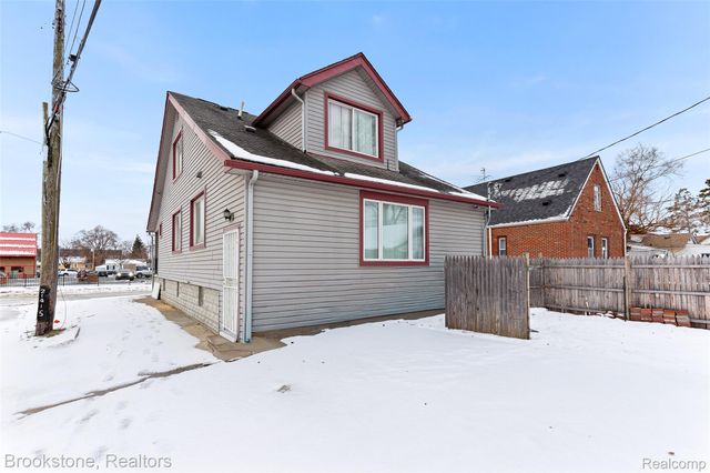 7645 Fisher Avenue, Warren, MI 48091