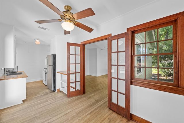 516 Lockhart DR, Austin, TX 78704