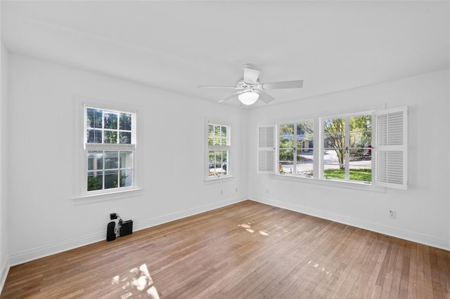 516 Lockhart DR, Austin, TX 78704