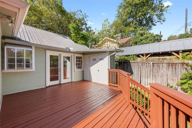 516 Lockhart DR, Austin, TX 78704