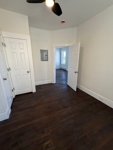 3 Silver Place 3, Boston, MA 02114