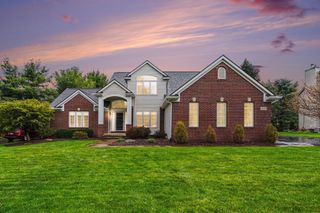 7629 Setters Pointe Drive, Hamburg Twp, MI 48116