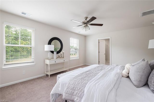 212 Saint Andrews, Smithfield, VA 23430