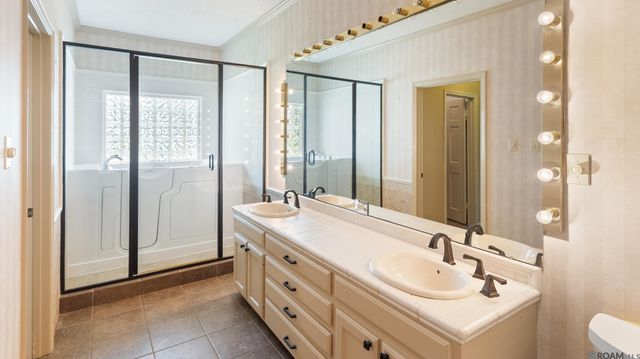 29549 Greenwell Springs Rd, Greenwell Springs, LA 70739