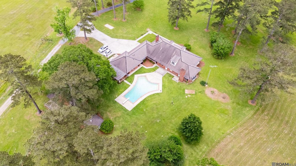 29549 Greenwell Springs Rd, Greenwell Springs, LA 70739