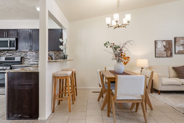 2502 Calle De Rincon Bonito, Santa Fe, NM 87505