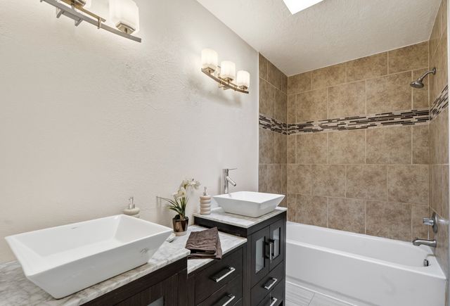 2502 Calle De Rincon Bonito, Santa Fe, NM 87505