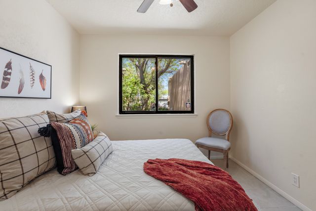 2502 Calle De Rincon Bonito, Santa Fe, NM 87505