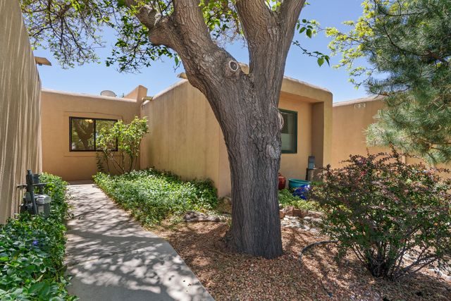 2502 Calle De Rincon Bonito, Santa Fe, NM 87505