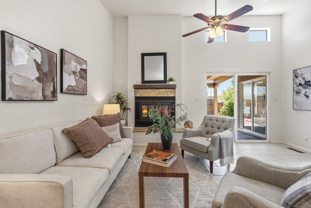 2502 Calle De Rincon Bonito, Santa Fe, NM 87505