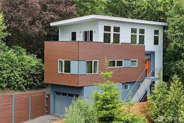 9007 Sand Point Way NE, Seattle, WA 98115
