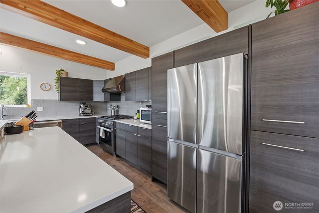 9007 Sand Point Way NE, Seattle, WA 98115