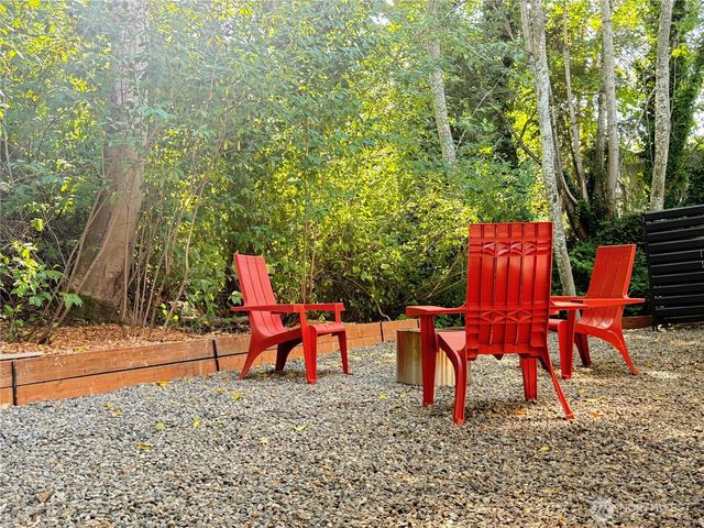 9007 Sand Point Way NE, Seattle, WA 98115