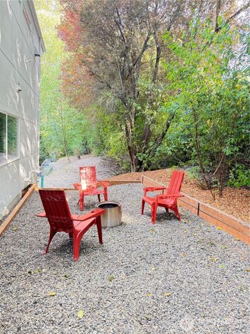 9007 Sand Point Way NE, Seattle, WA 98115
