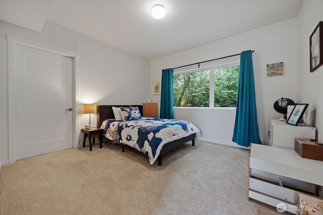 9007 Sand Point Way NE, Seattle, WA 98115