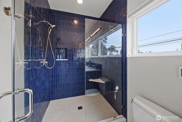 9007 Sand Point Way NE, Seattle, WA 98115