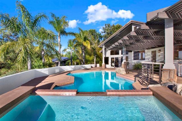 17801 Joyas Court, Poway, CA 92064