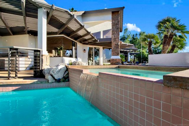 17801 Joyas Court, Poway, CA 92064