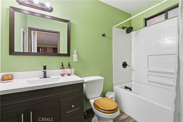 44667 Barton, Sugarloaf, CA 92386