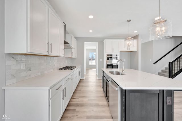 3653 Hayden Valley Drive, Bargersville, IN 46106