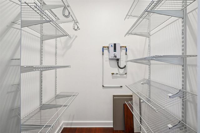 1100 E CAROLINE STREET 106, Tavares, FL 32778