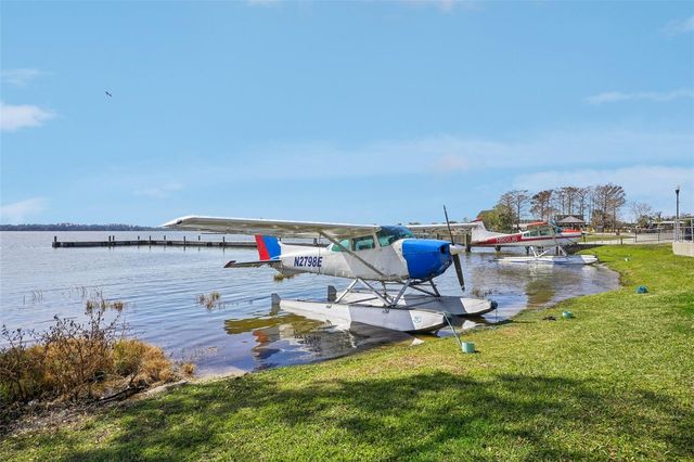 1100 E CAROLINE STREET 106, Tavares, FL 32778