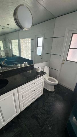 4390 NW 4th Ct, Coconut Creek, FL 33066