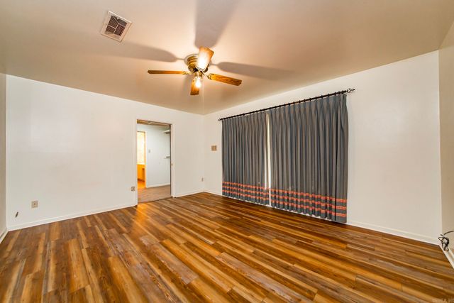 314 SE 5th Street, England, AR 72406