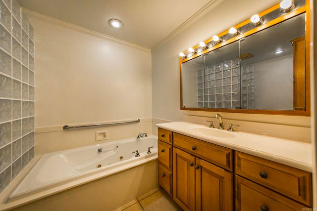 314 SE 5th Street, England, AR 72406