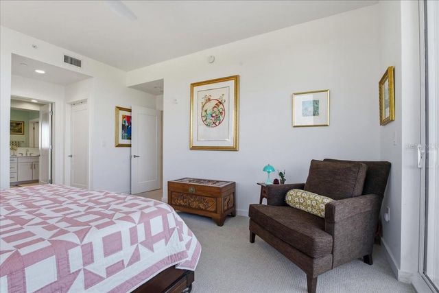 920 N OSCEOLA AVENUE 702, Clearwater, FL 33755