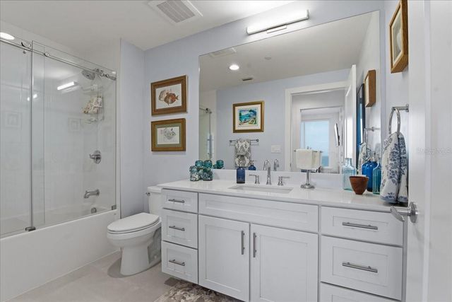 920 N OSCEOLA AVENUE 702, Clearwater, FL 33755