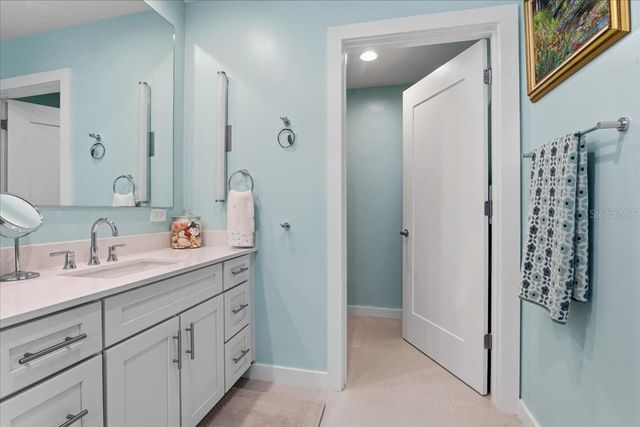 920 N OSCEOLA AVENUE 702, Clearwater, FL 33755