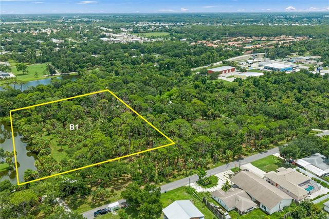 TWIN LAKES AVENUE B1, Nokomis, FL 34275
