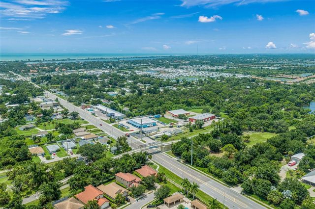 TWIN LAKES AVENUE B1, Nokomis, FL 34275