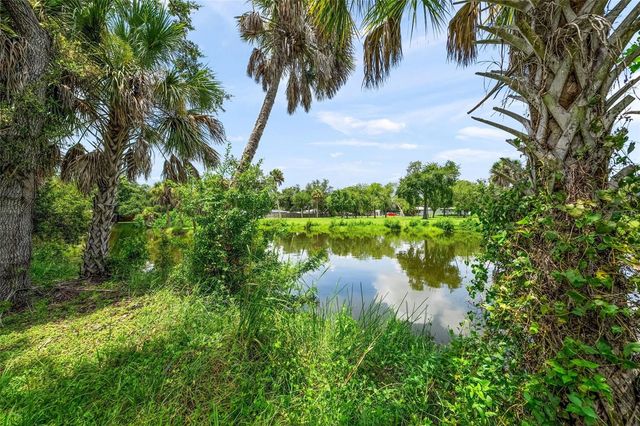 TWIN LAKES AVENUE B1, Nokomis, FL 34275